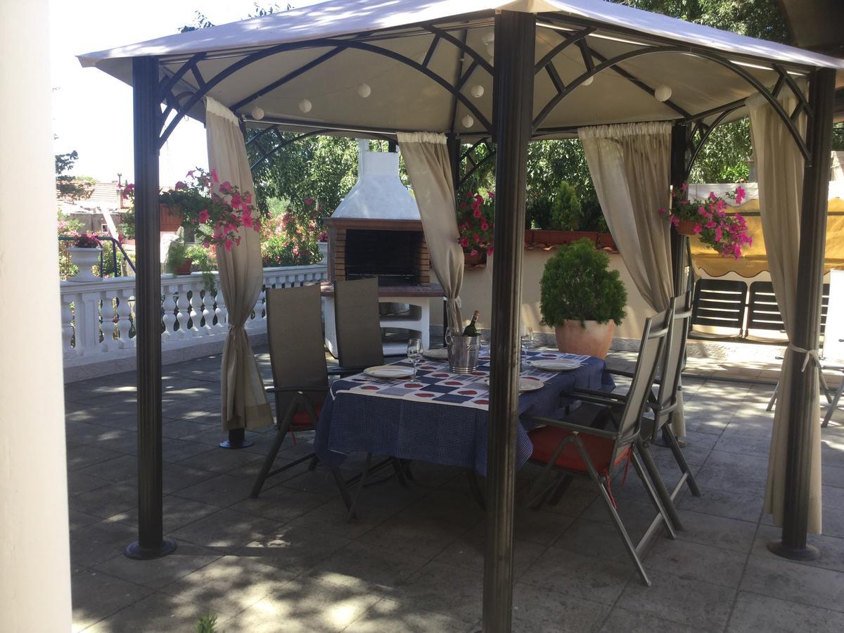 Holiday Home Villa Romantica 스베티필립아이자코브 외부 사진